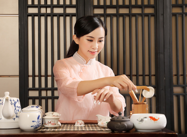 经常去上海青浦靠谱男士会馆，这家私藏已久的店推荐给你